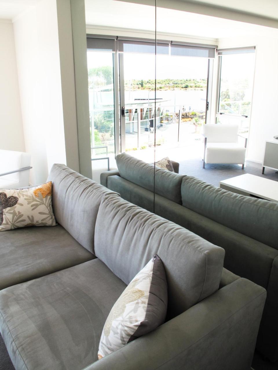 Quayside Luxury Apartments Уакатане Экстерьер фото